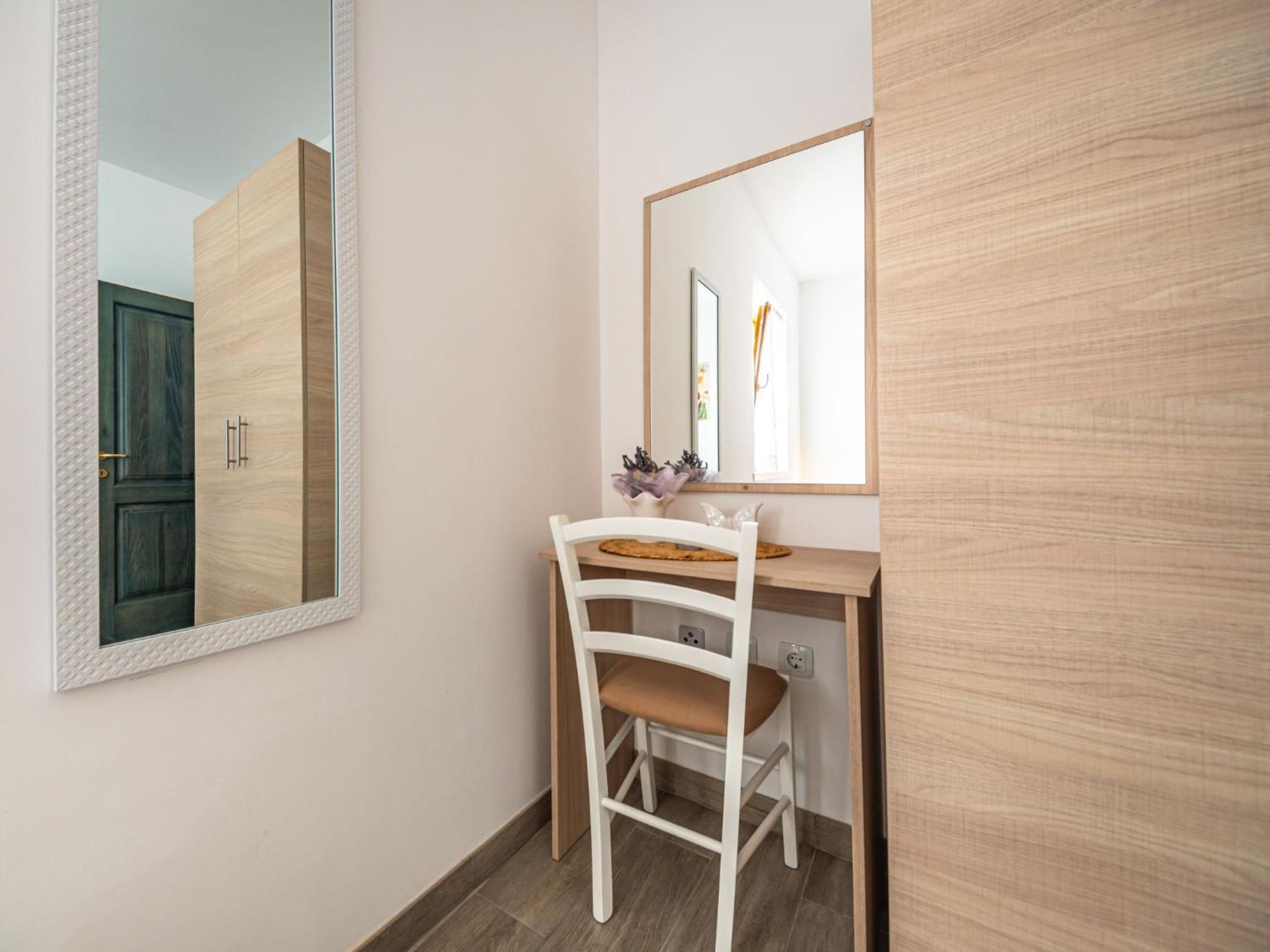 Apartment Val-4 By Interhome Sveti Juraj Eksteriør bilde